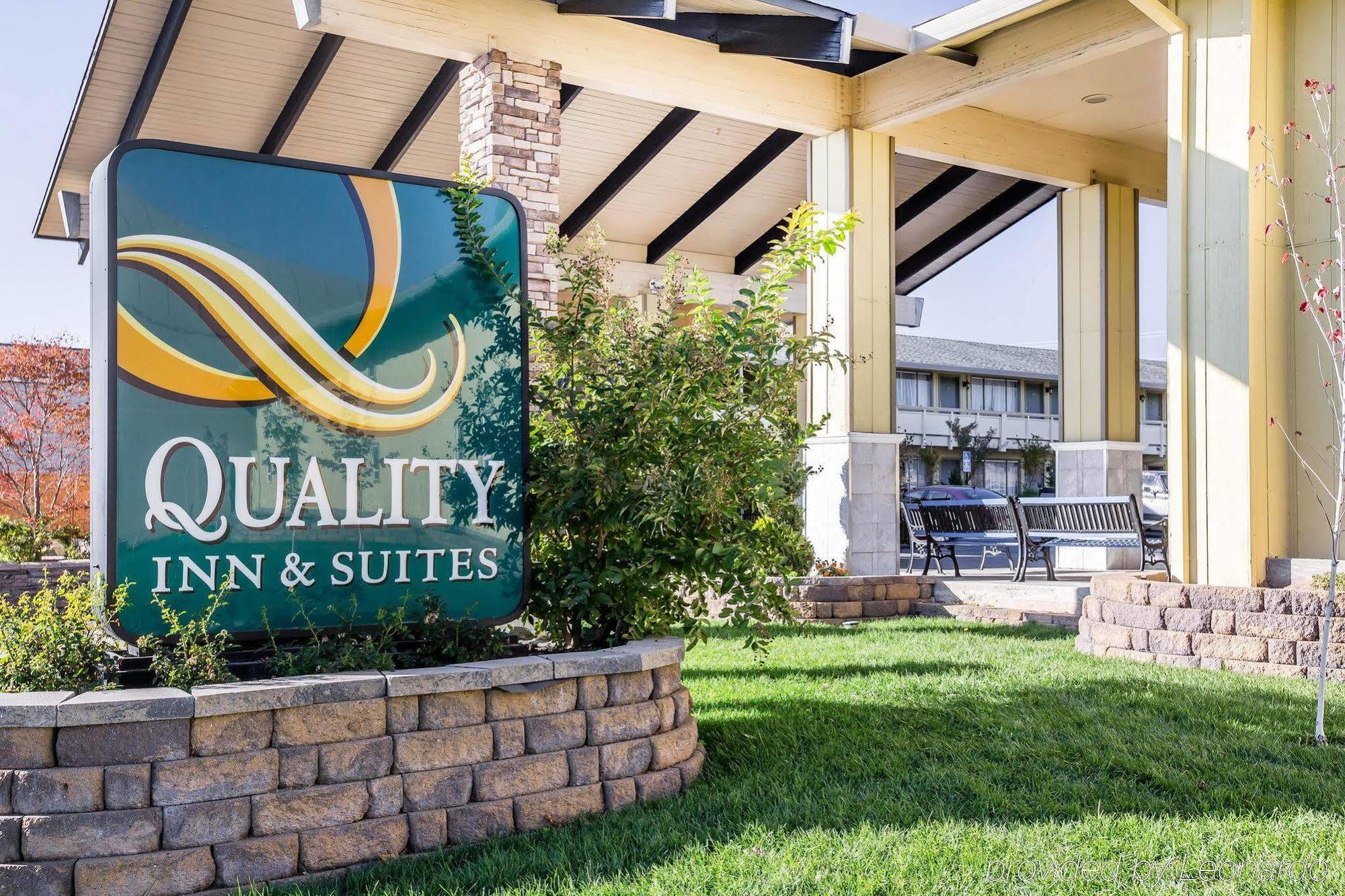 Quality Inn & Suites Cameron Park Shingle Springs Exterior photo